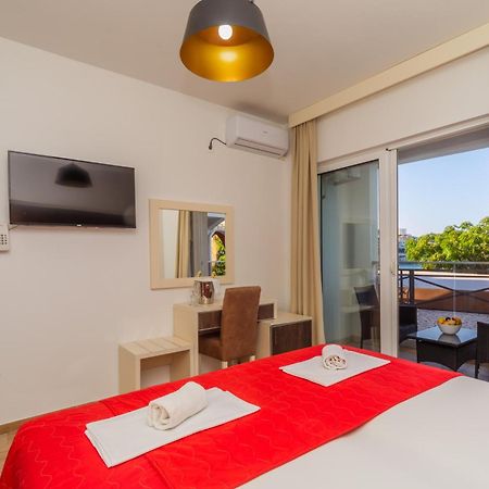 David Lux Beach Rooms Dobra Voda Bagian luar foto